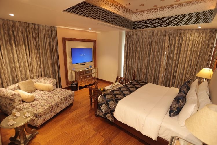 radisson blu palace villa